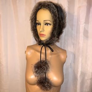 pre-loved natural RACCOON FUR hat with pom poms